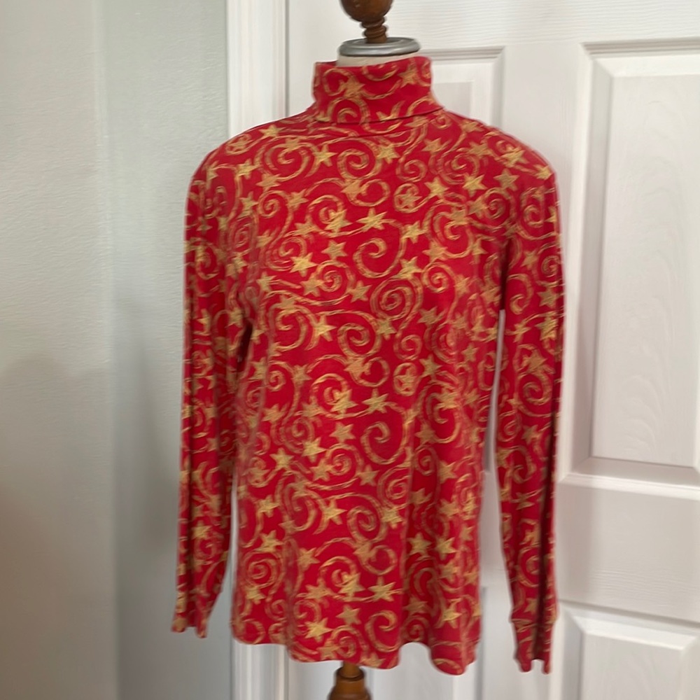 Turtleneck top Christmas holiday stars red gold Womens size M medium Cabin creek